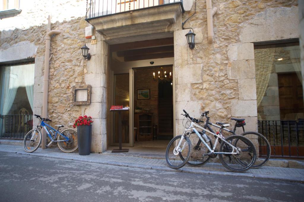 Fonda Mitja Hotel Torroella De Montgri Ngoại thất bức ảnh